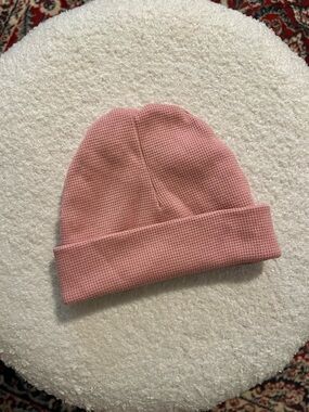 Organic Cotton Waffle Knit Beanie in Dusty Pink 0-6m